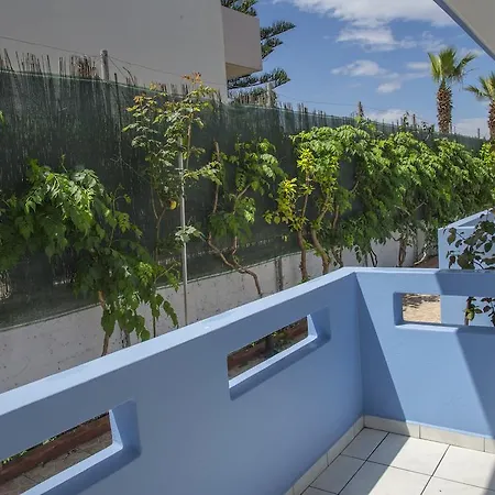 Emi Seaside Apartment
