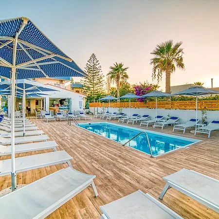 Emi Seaside Apartment
